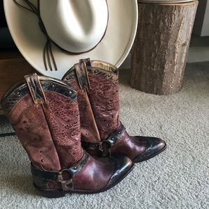 BED|Stu Cowboy Boots 🐴